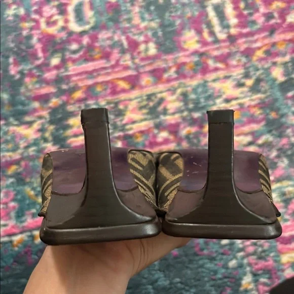 Fendi Women's Black and Brown Zucca kitten heel 6.5 - Picture 4 of 9
